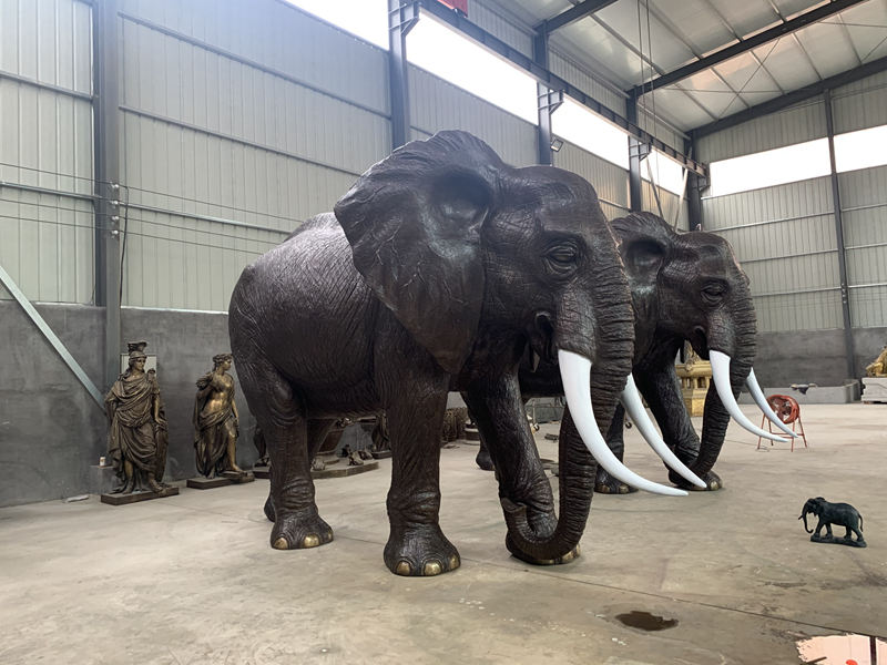 Large Elephant Statue supplier