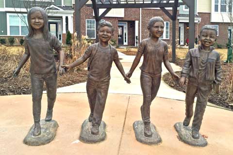 2017 design life size Custom Made Four Bronze Child Sculptures for Backyard Decor