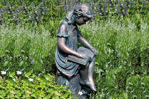 Outdoor famous Sculptures Metal Crafts Life Size Bronze Sculpture for Garden
