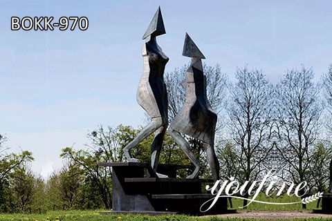 Garden Bronze Metal Geometric Figures Sculpture Walking Couple Statue -Youfine