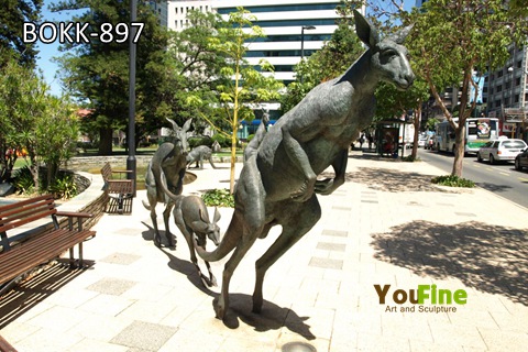 Outdoor Life Size Bronze Kangaroo Family Sculptures for Sale - Youfine Sculpture
